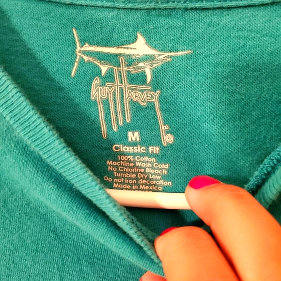 Medium Guy Harvey Mahi t-shirt - Picture 3 of 3